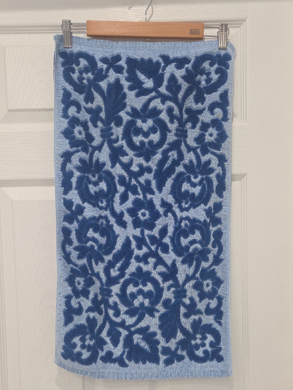 Vintage Blue Floral Jacquard Hand Towel